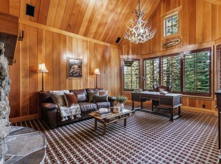 8745 Lahontan Drive, Truckee, CA 96161 Photo