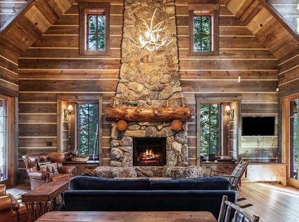 8745 Lahontan Drive, Truckee, CA 96161 Photo