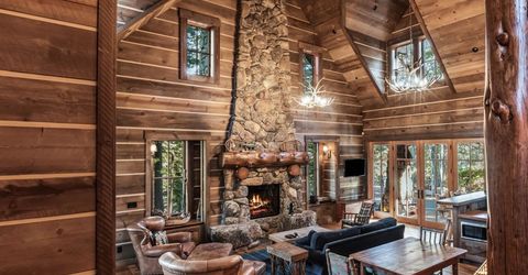 8745 Lahontan Drive, Truckee, CA 96161 Photo