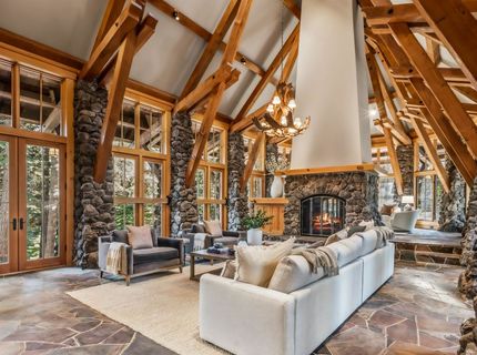 8745 Lahontan Drive, Truckee, CA 96161 Photo