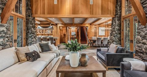 8745 Lahontan Drive, Truckee, CA 96161 Photo