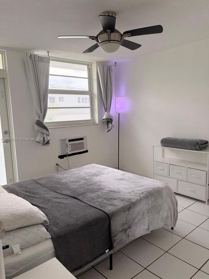 335 Collins Ave, Unit 302, Miami Beach, FL 33139 Photo