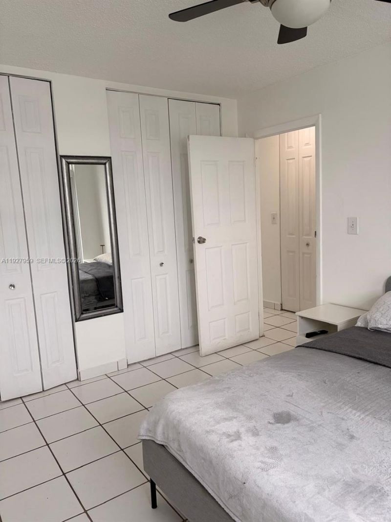 335 Collins Ave, Unit 302, Miami Beach, FL 33139 Photo