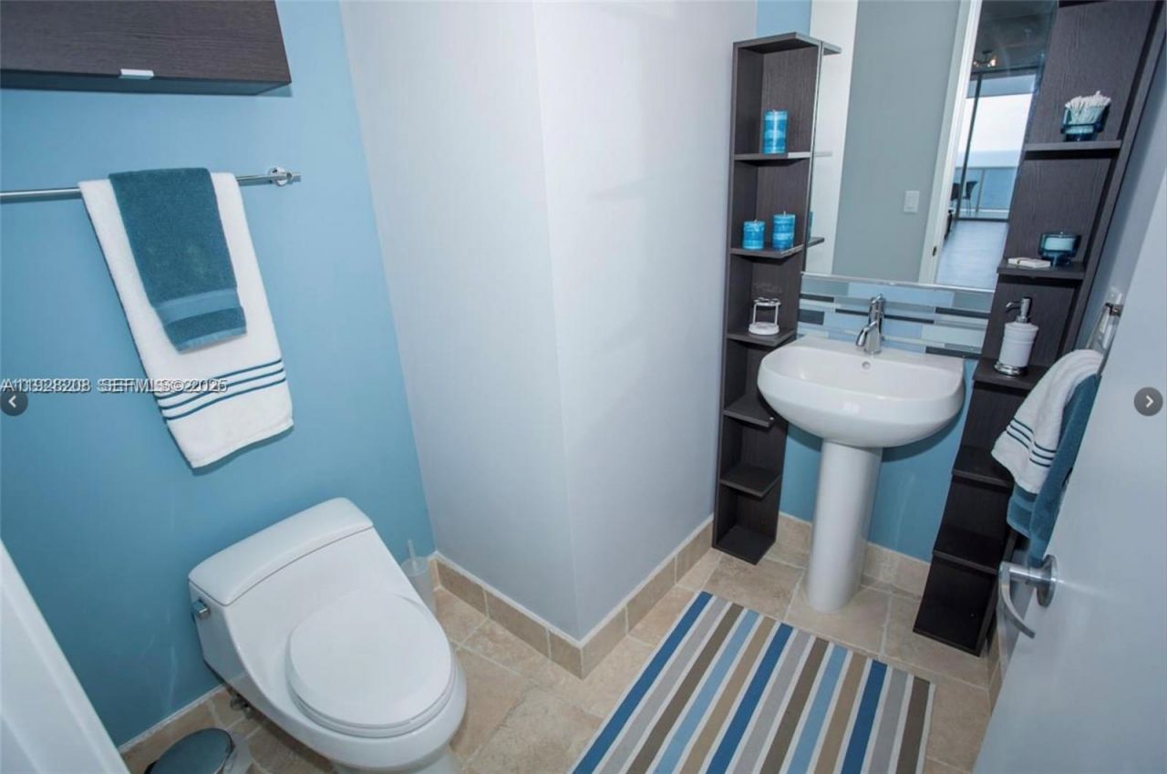 18201 Collins Ave, Unit 3802, Sunny Isles Beach, FL 33160 Photo