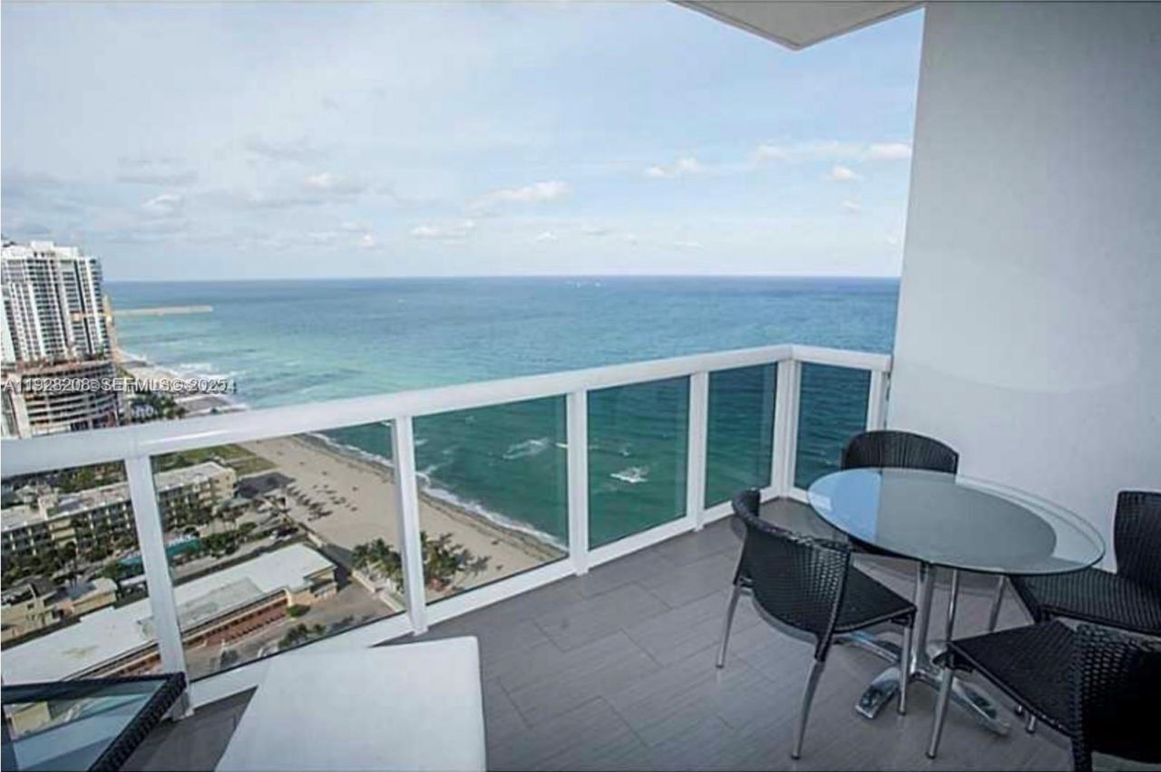 18201 Collins Ave, Unit 3802, Sunny Isles Beach, FL 33160 Photo