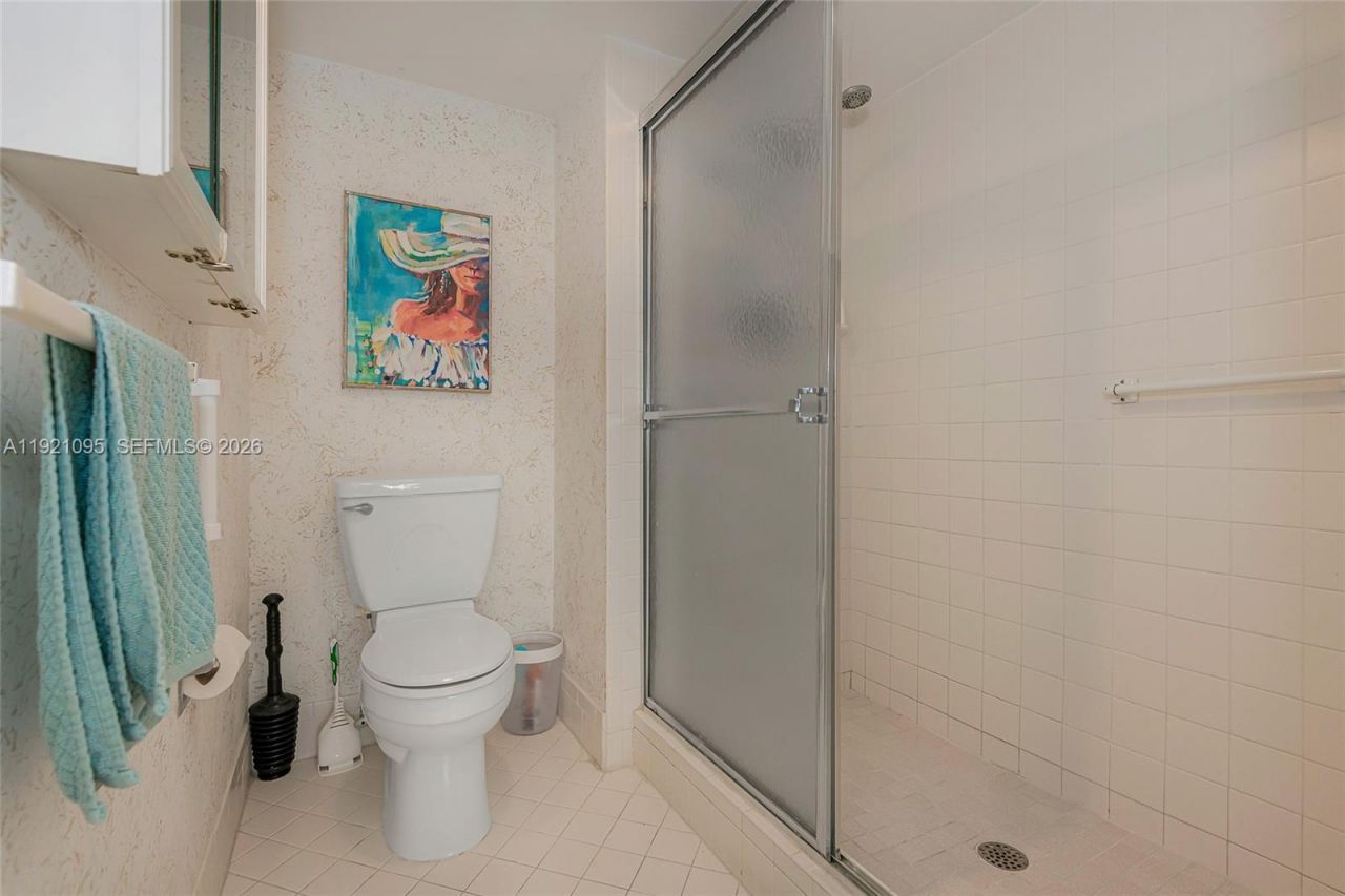 950 SW 138th Ave, Unit 409B, Pembroke Pines, FL 33027 Photo