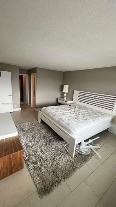 3015 N Ocean Blvd, Unit 19H, Fort Lauderdale, FL 33308 Photo