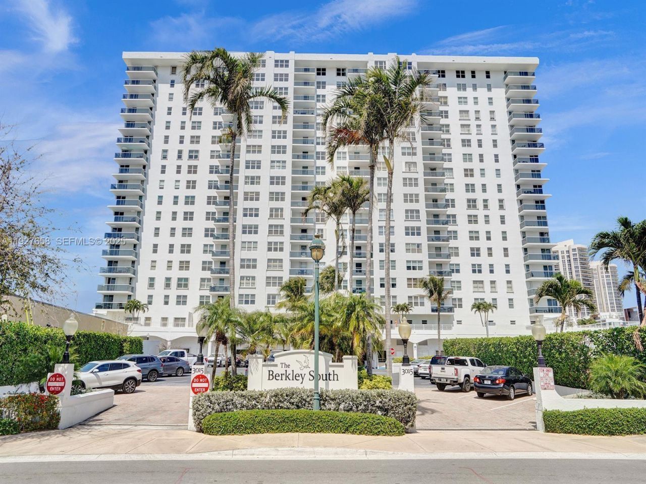 3015 N Ocean Blvd, Unit 19H, Fort Lauderdale, FL 33308 Photo