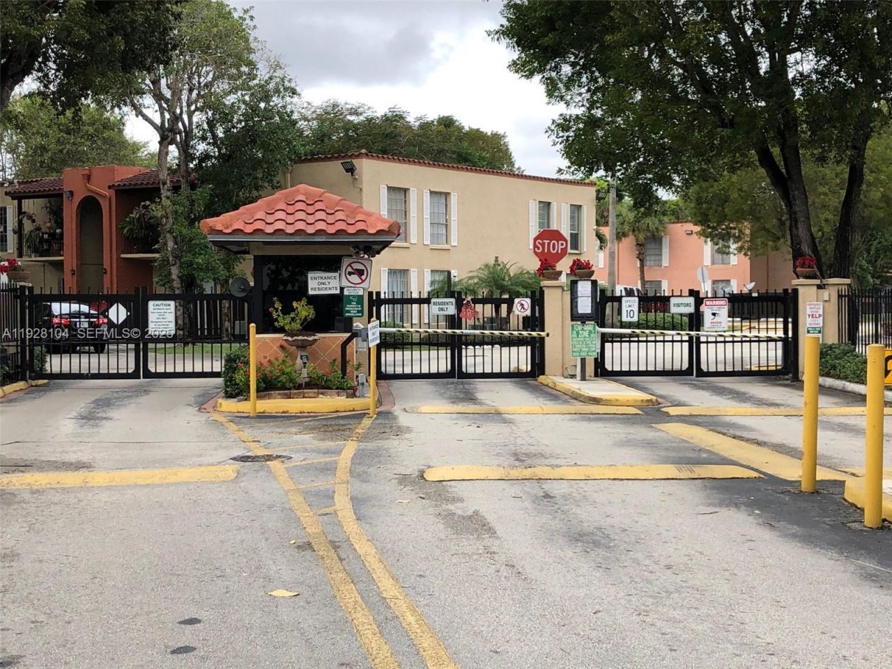 10740 N Kendall Dr, Unit L-24, Miami, FL 33176 Photo