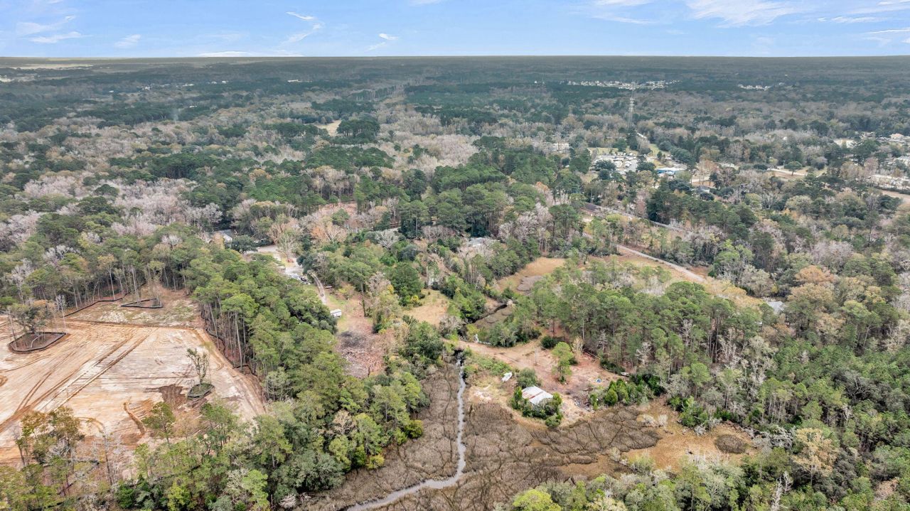 672 Main Road Photo 12