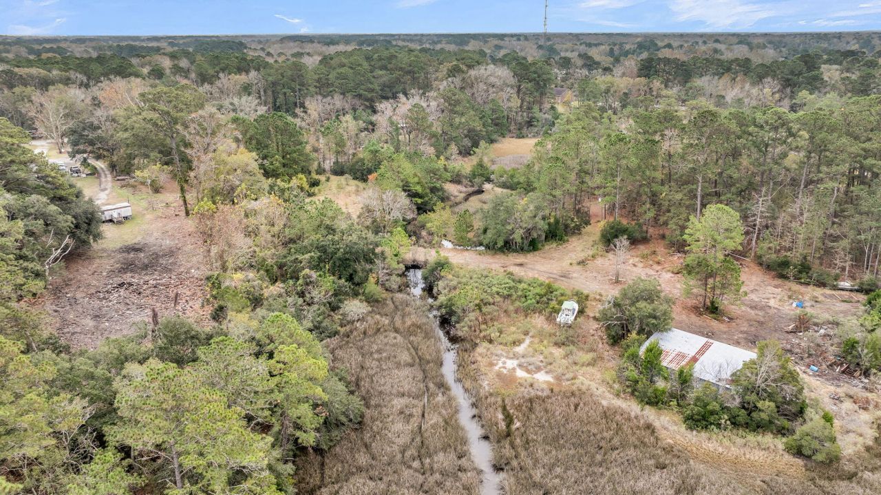 672 Main Road Photo 26