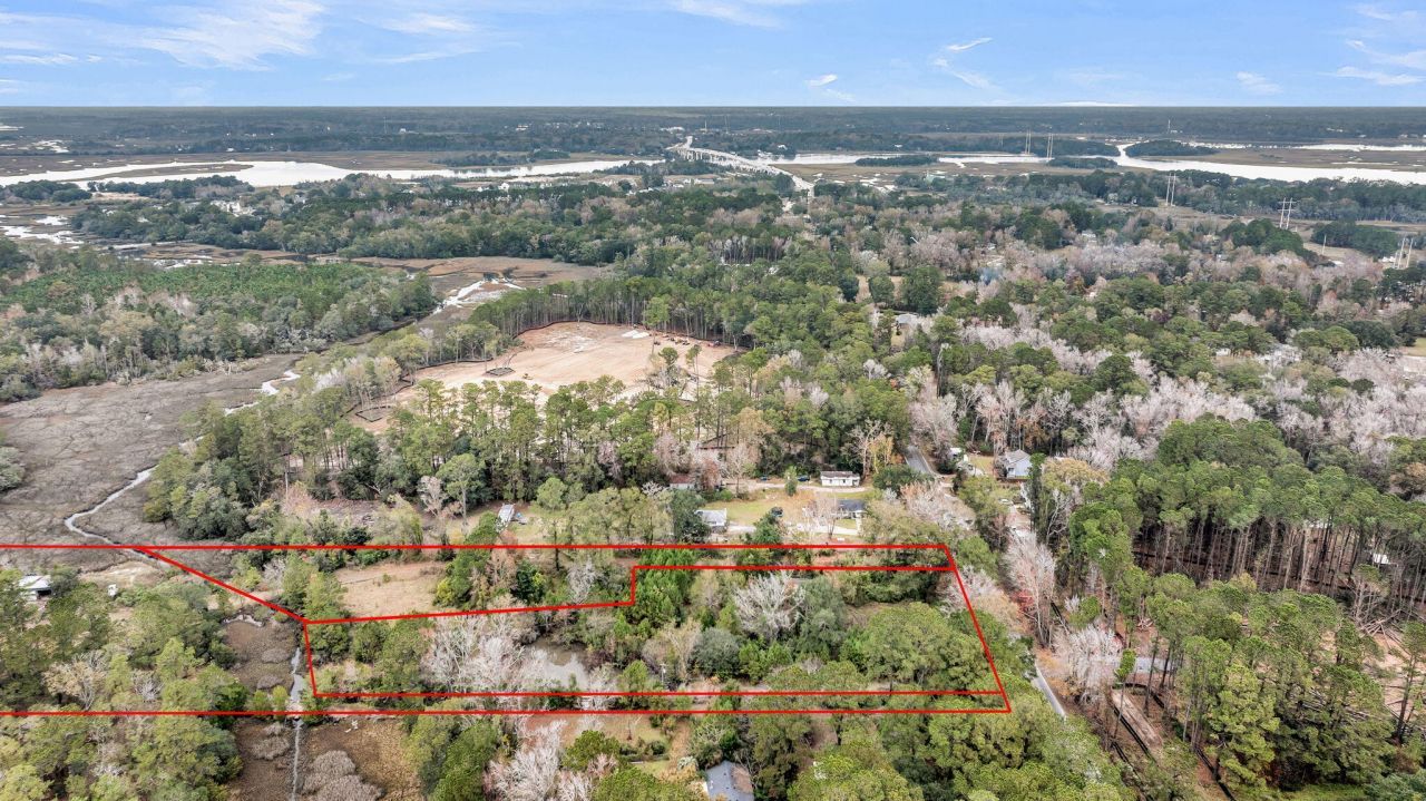 672 Main Road Photo 5