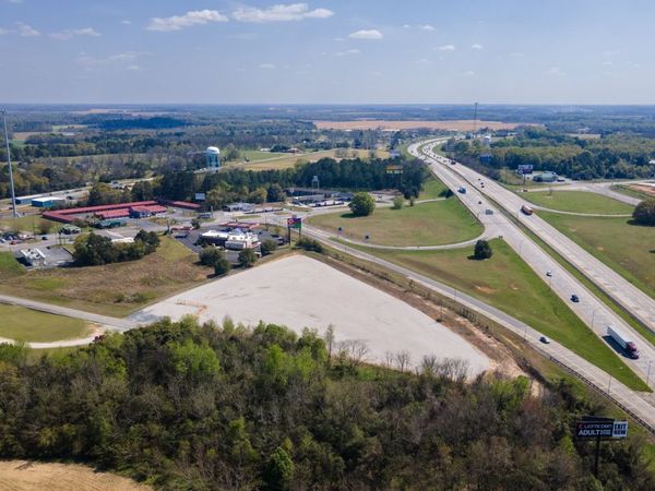 1271 Pine Street, Unadilla, GA 31091