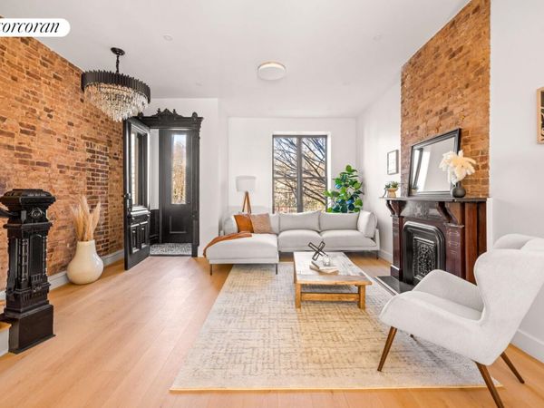 1044 LAFAYETTE Avenue, Brooklyn, NY 11221