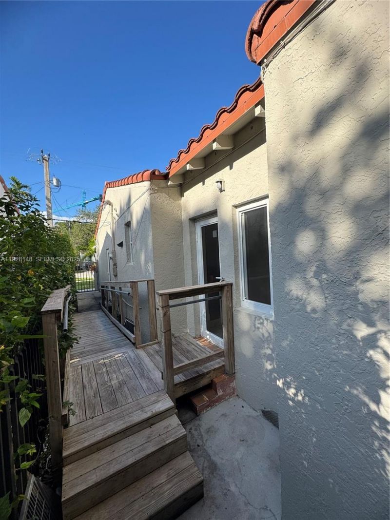 3021 SW 2nd Ave, Miami, FL 33129 Photo