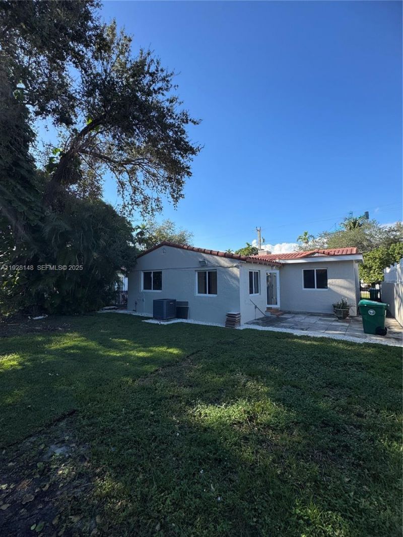 3021 SW 2nd Ave, Miami, FL 33129 Photo