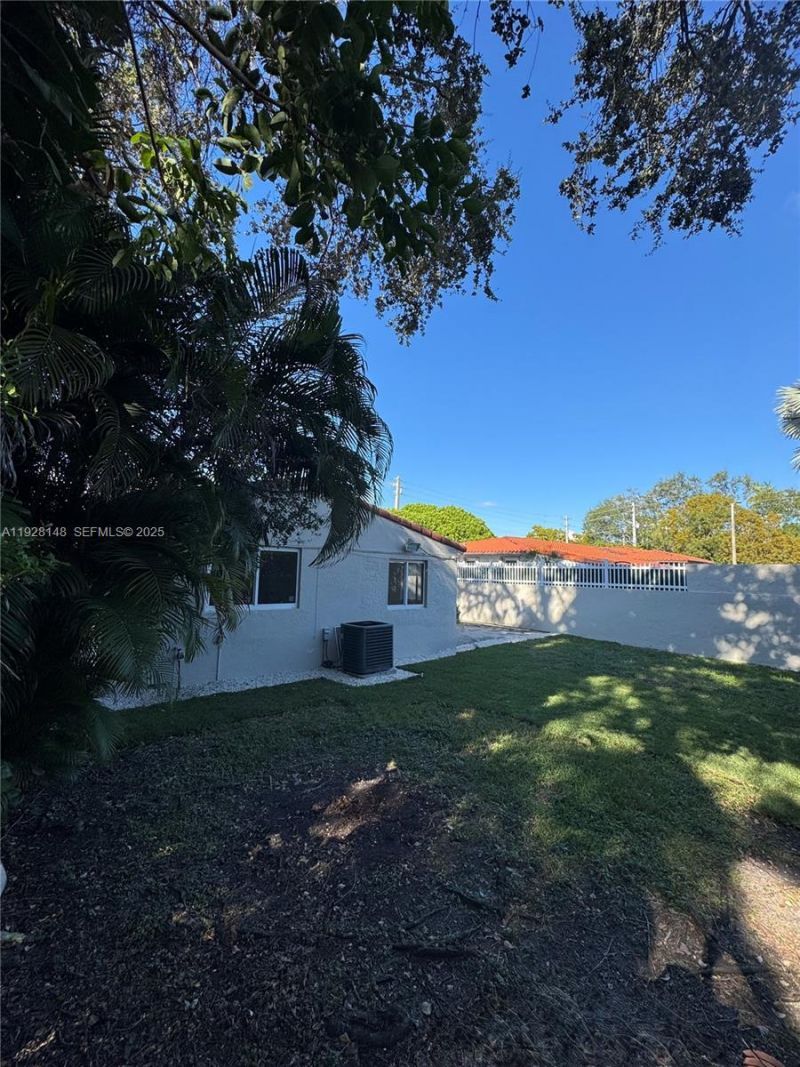 3021 SW 2nd Ave, Miami, FL 33129 Photo