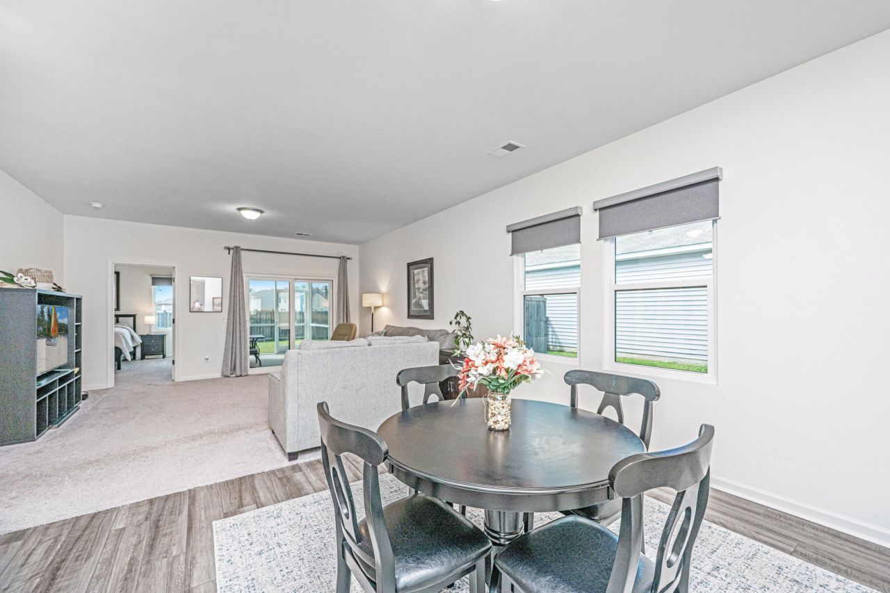 109 Lyra Lane Photo 4