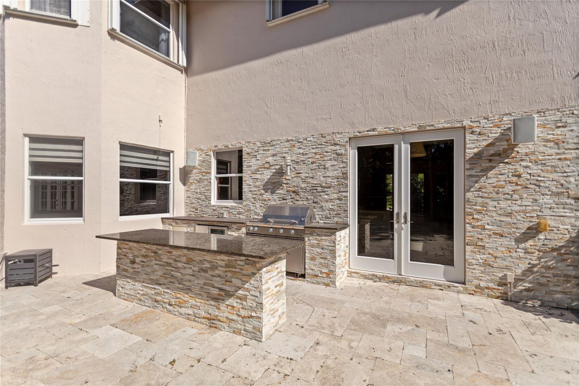 1585 Victoria Isle Way, Weston, FL 33327 Photo