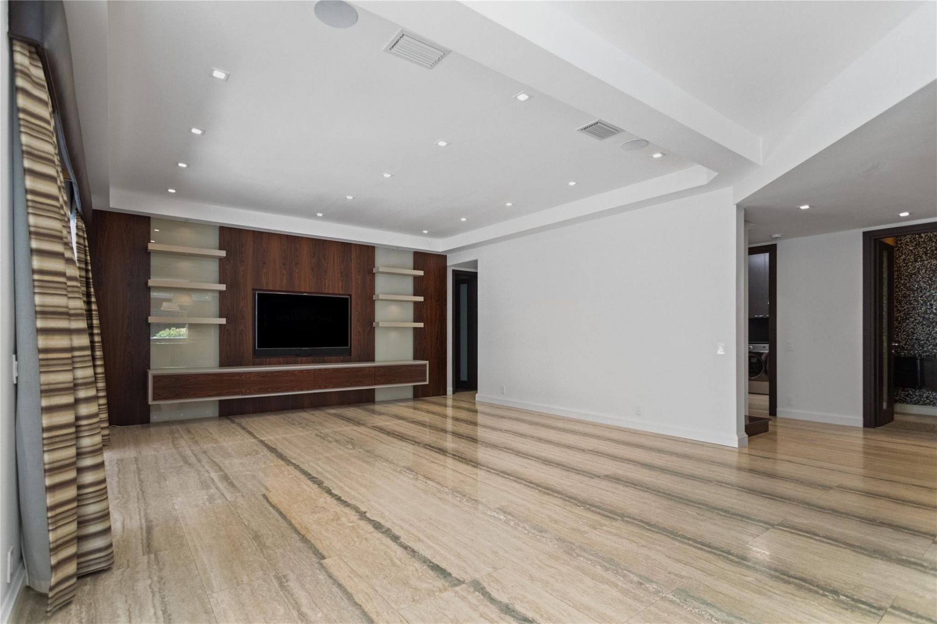 1585 Victoria Isle Way, Weston, FL 33327 Photo