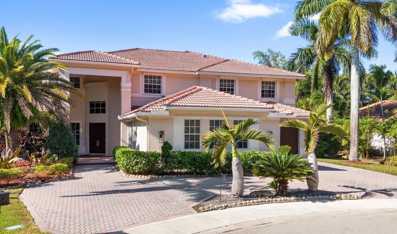 1585 Victoria Isle Way, Weston, FL 33327 Photo