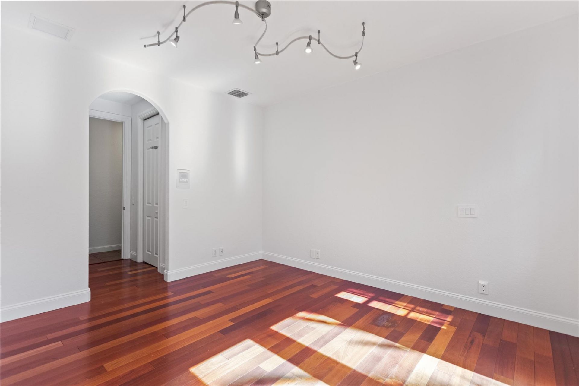 1585 Victoria Isle Way, Weston, FL 33327 Photo