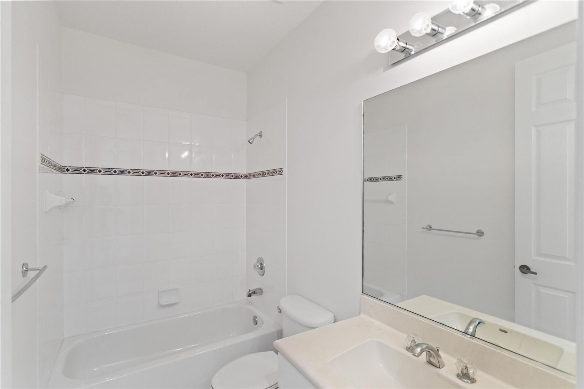 1585 Victoria Isle Way, Weston, FL 33327 Photo