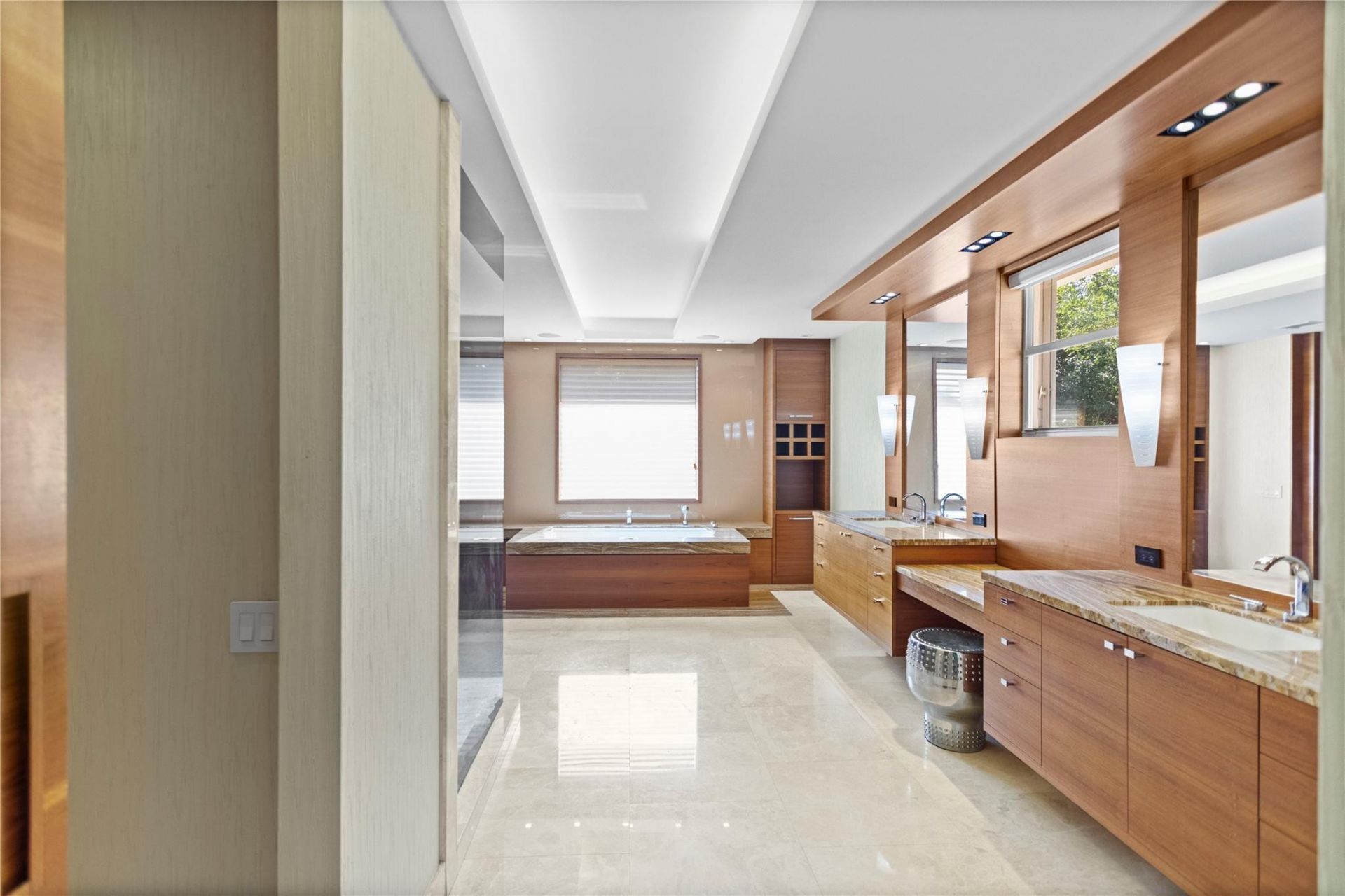 1585 Victoria Isle Way, Weston, FL 33327 Photo