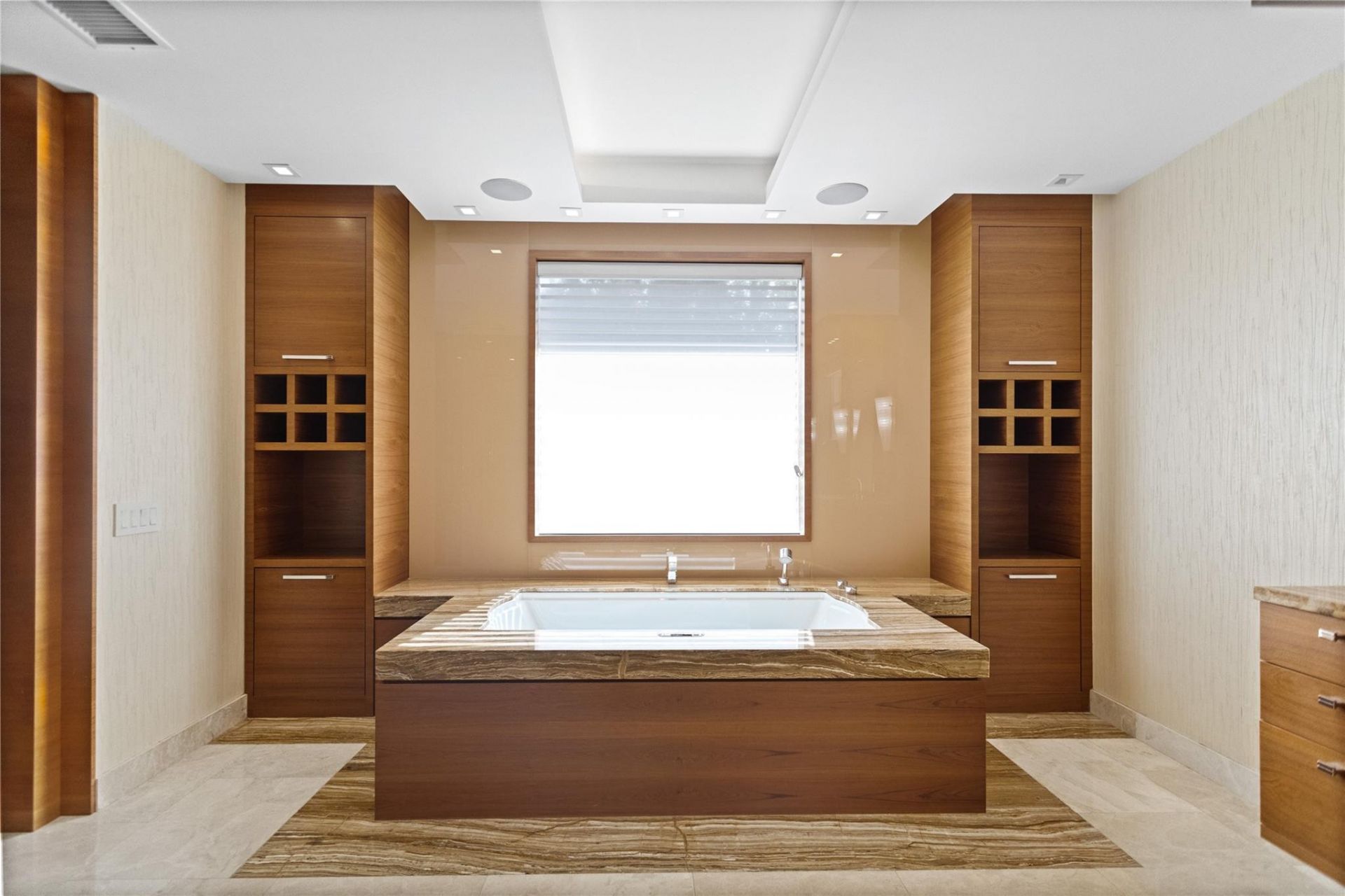 1585 Victoria Isle Way, Weston, FL 33327 Photo