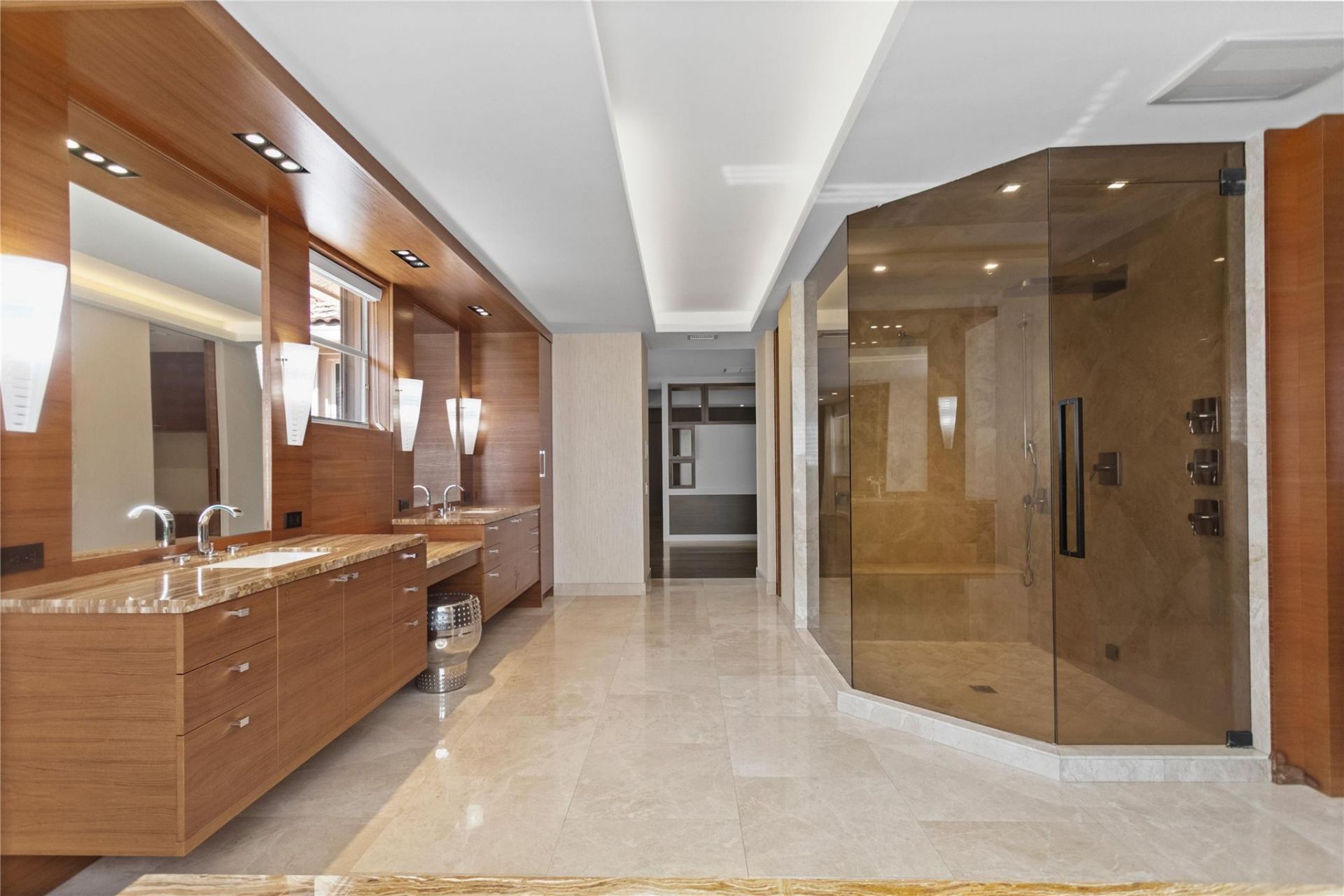 1585 Victoria Isle Way, Weston, FL 33327 Photo