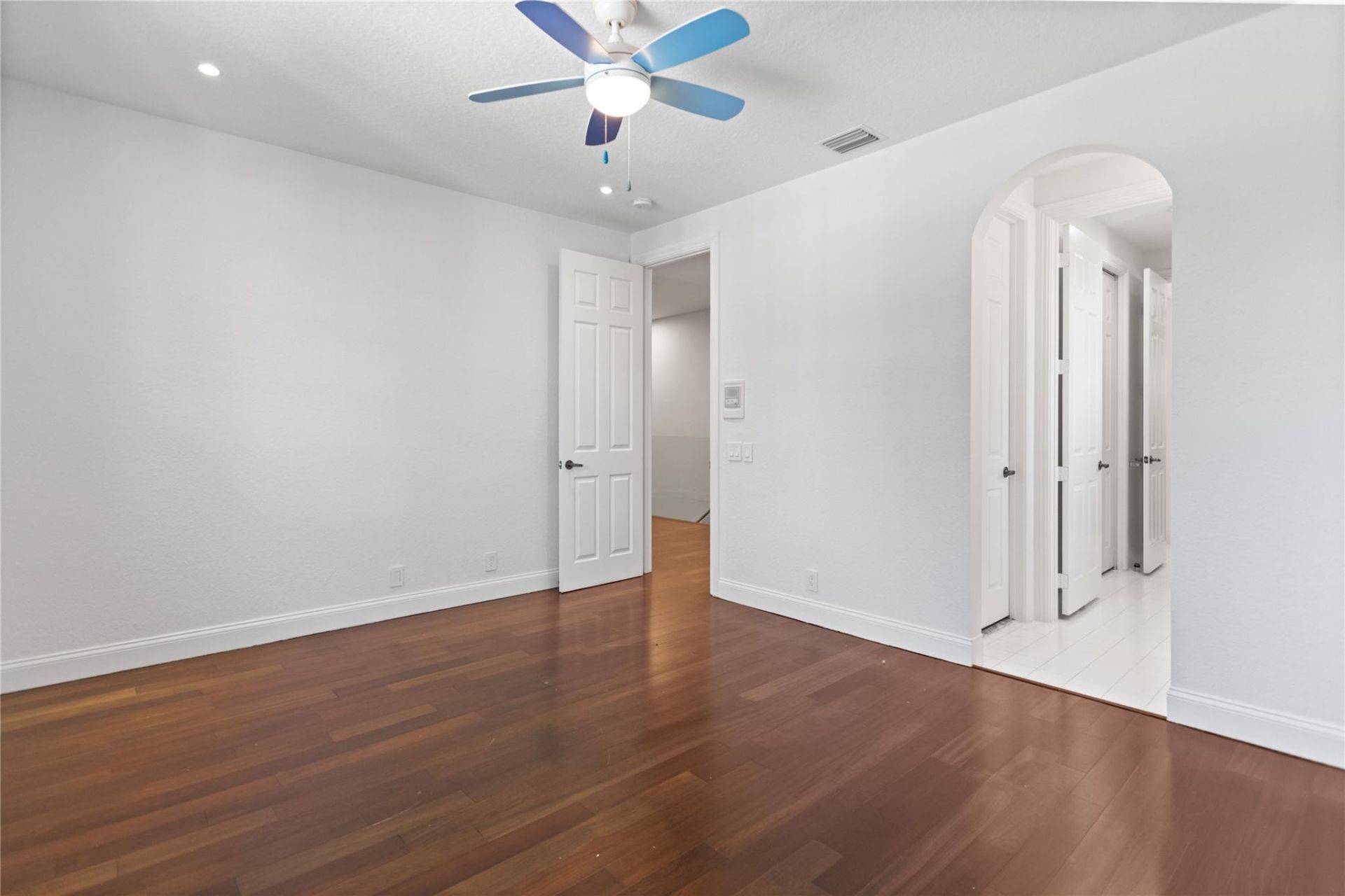 1585 Victoria Isle Way, Weston, FL 33327 Photo