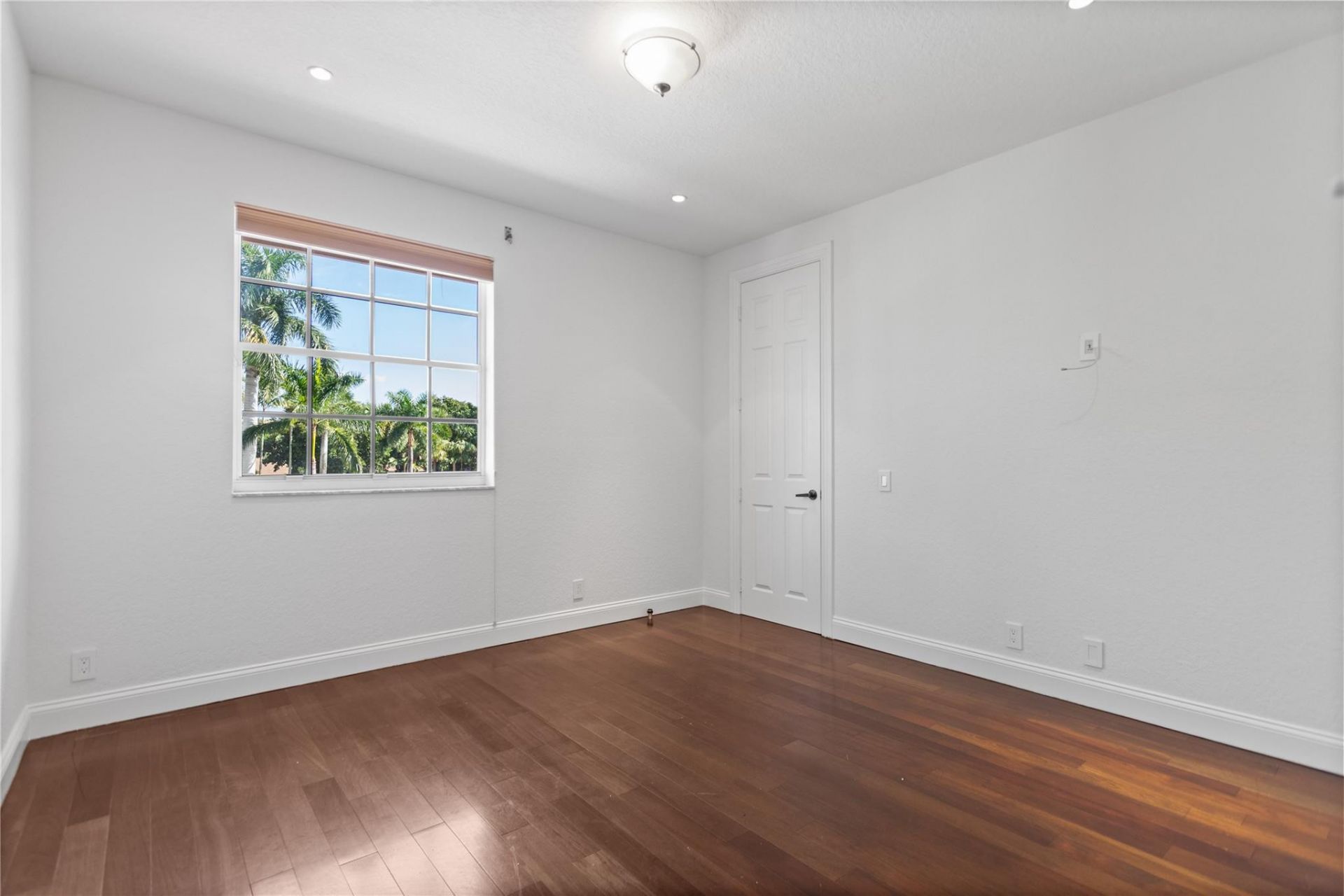 1585 Victoria Isle Way, Weston, FL 33327 Photo