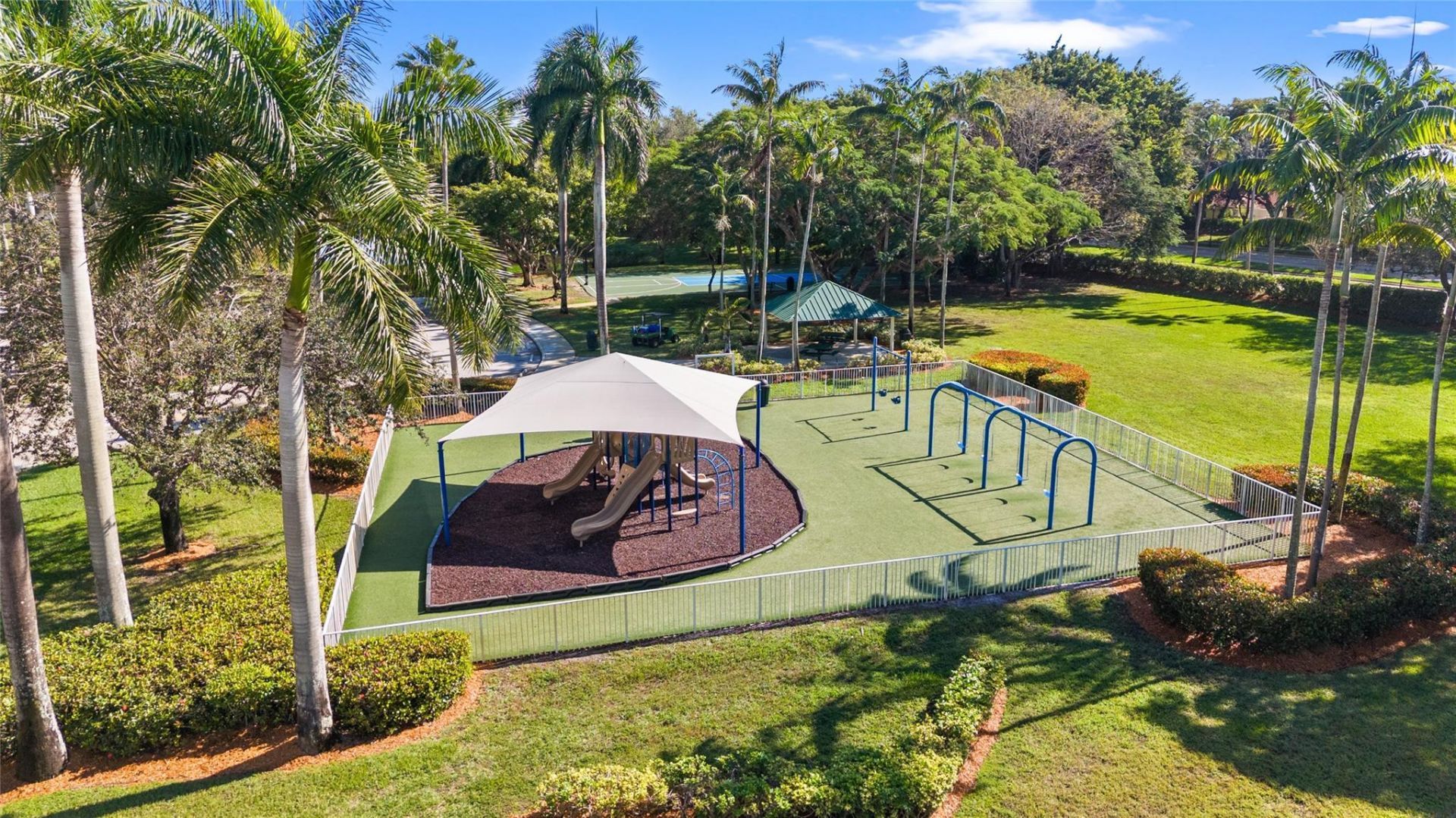 1585 Victoria Isle Way, Weston, FL 33327 Photo