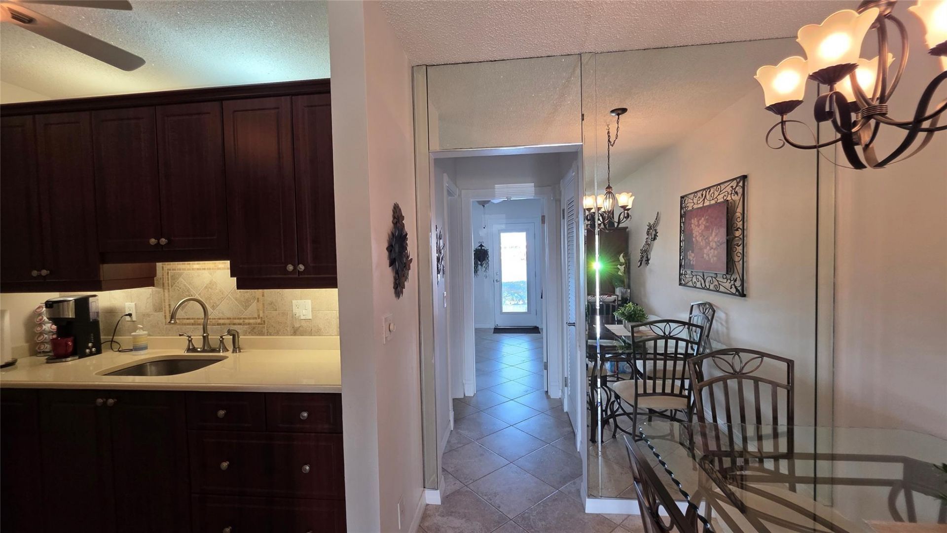 1030 SW 11th Street, Unit 5m, Hallandale Beach, FL 33009 Photo