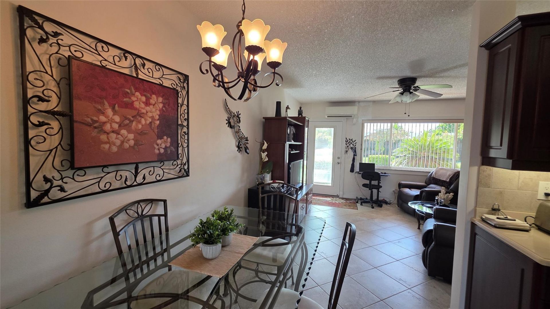 1030 SW 11th Street, Unit 5m, Hallandale Beach, FL 33009 Photo