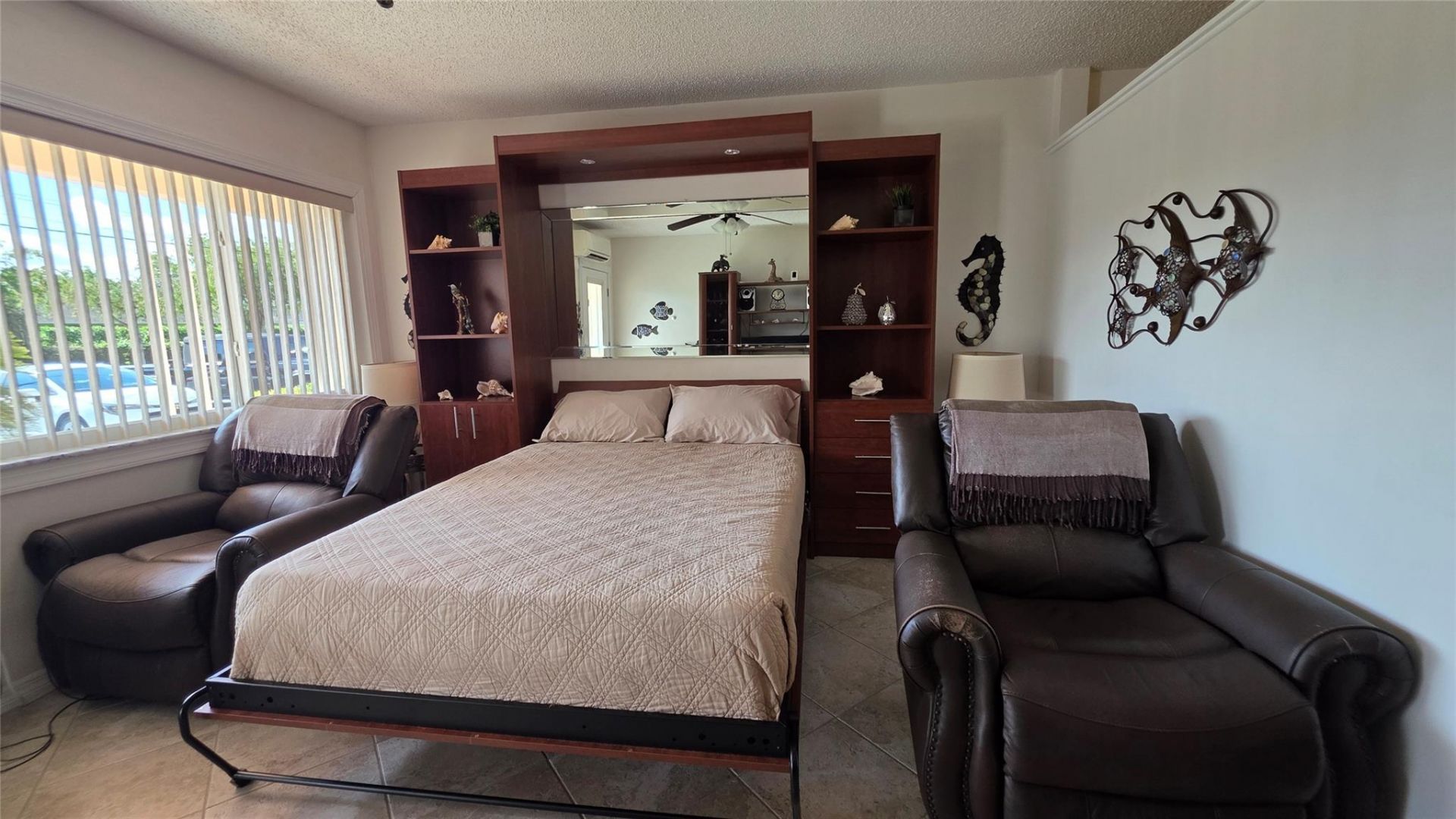 1030 SW 11th Street, Unit 5m, Hallandale Beach, FL 33009 Photo