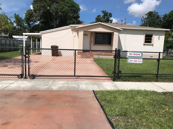 85 W 55th St, Unit EFFICI, Hialeah, FL 33012
