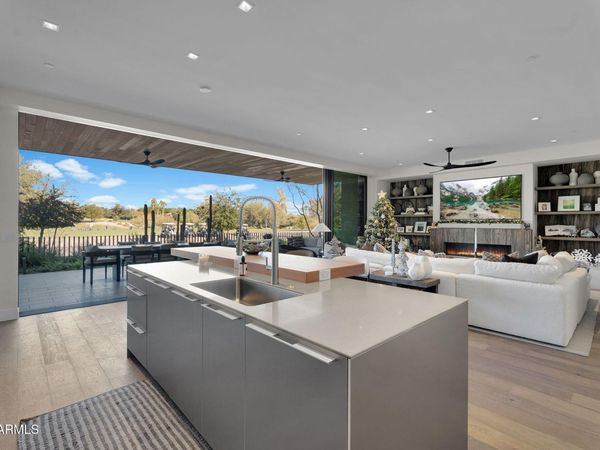 6321 E PHOENICIAN Boulevard, Unit 7, Scottsdale, AZ 85251