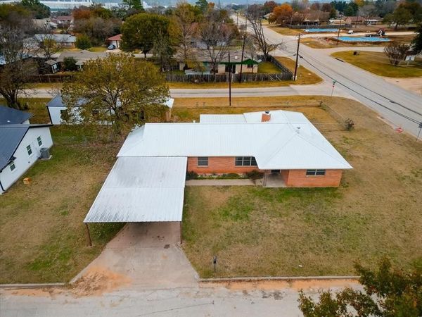 2507 SE 13th Street , Mineral Wells, TX 76067