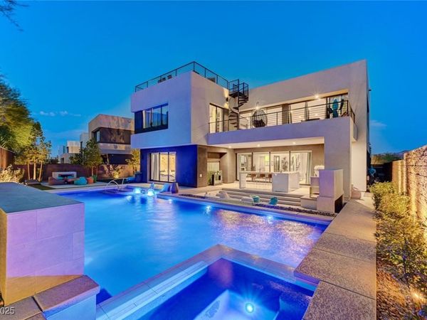 5 HIGHLAND COVE Lane, Henderson, NV 89011