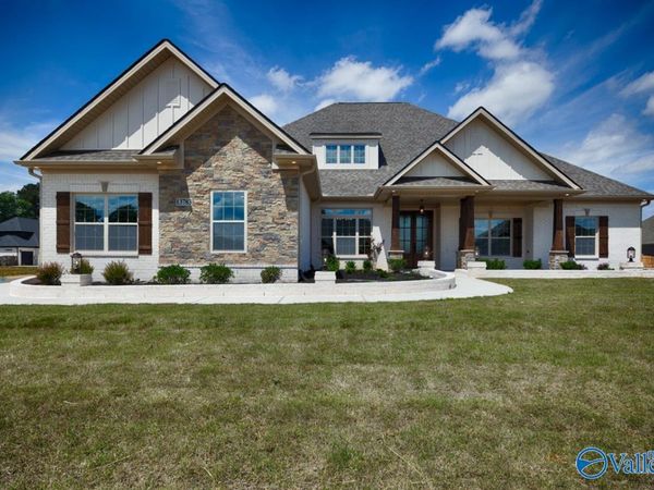 13787 Goff Drive, Athens, AL 35611