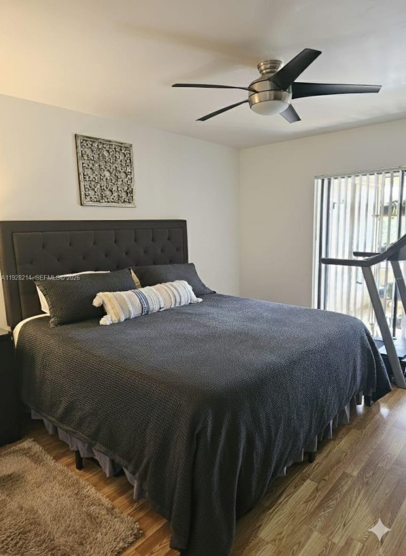 20160 NE 3rd Ct, Unit 8, Miami, FL 33179 Photo