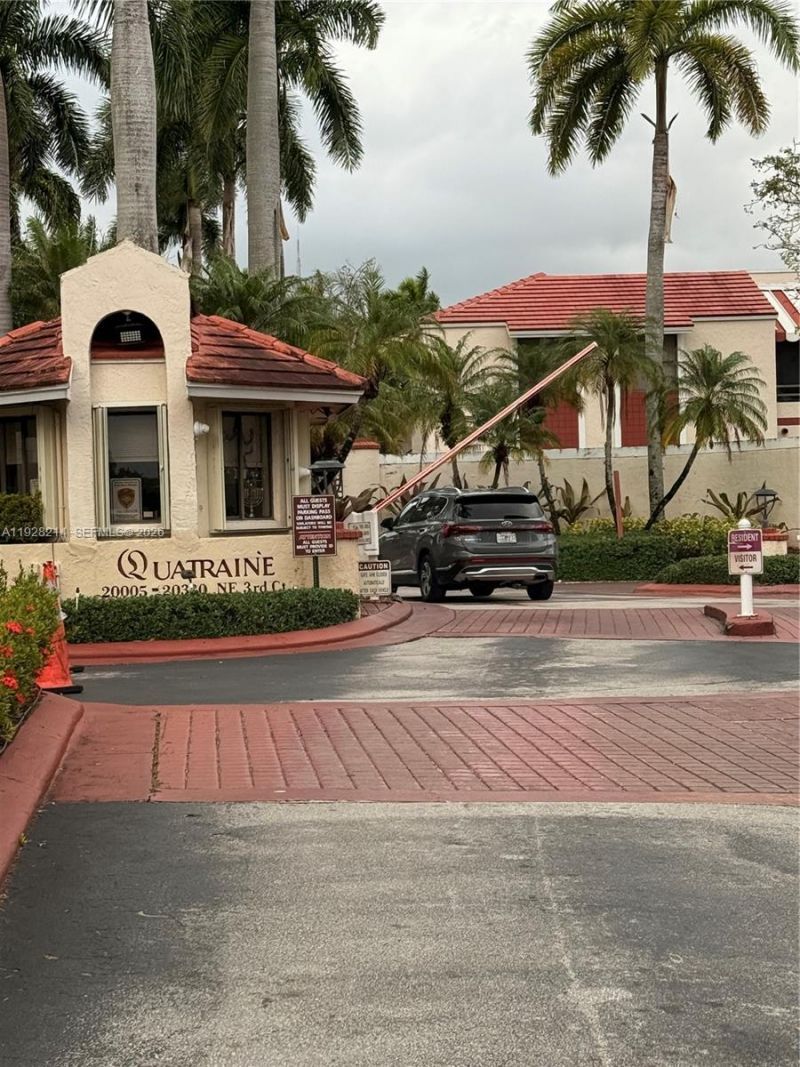 20160 NE 3rd Ct, Unit 8, Miami, FL 33179 Photo