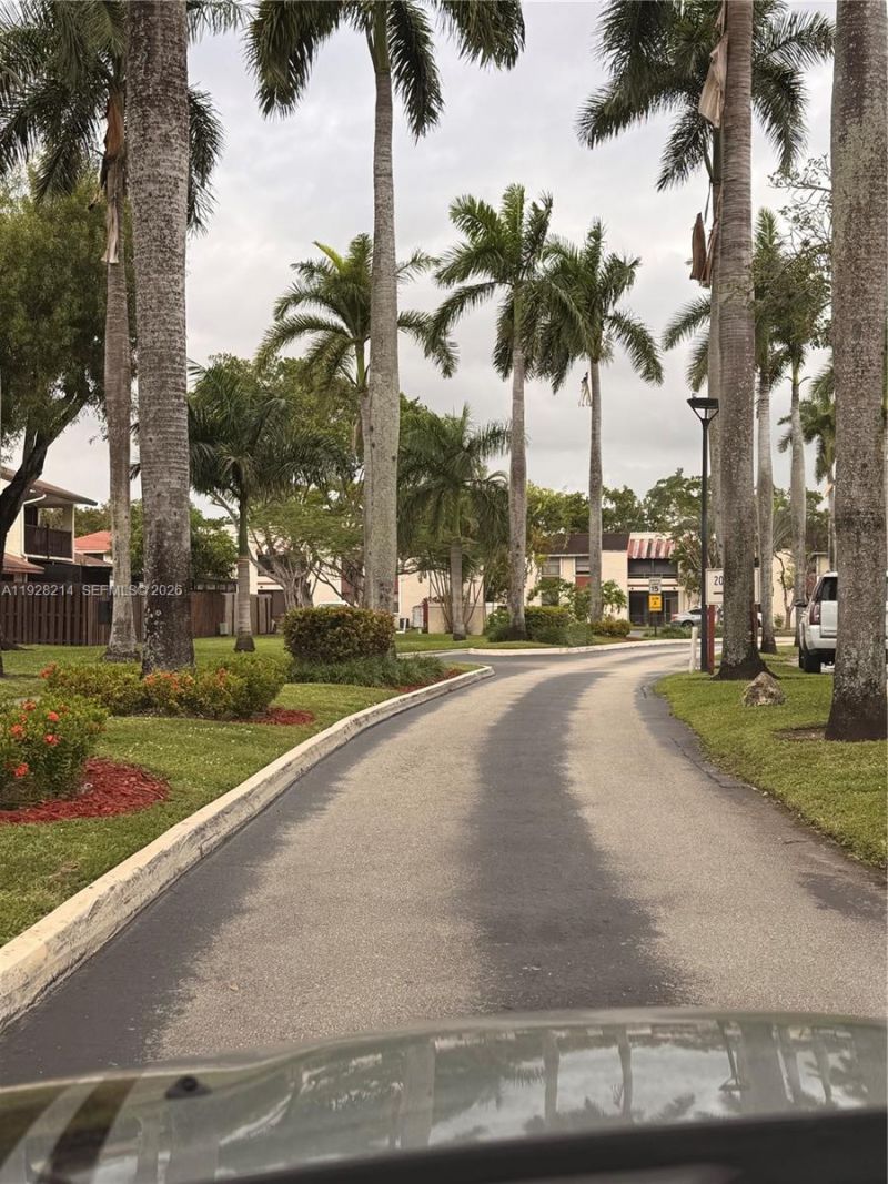20160 NE 3rd Ct, Unit 8, Miami, FL 33179 Photo
