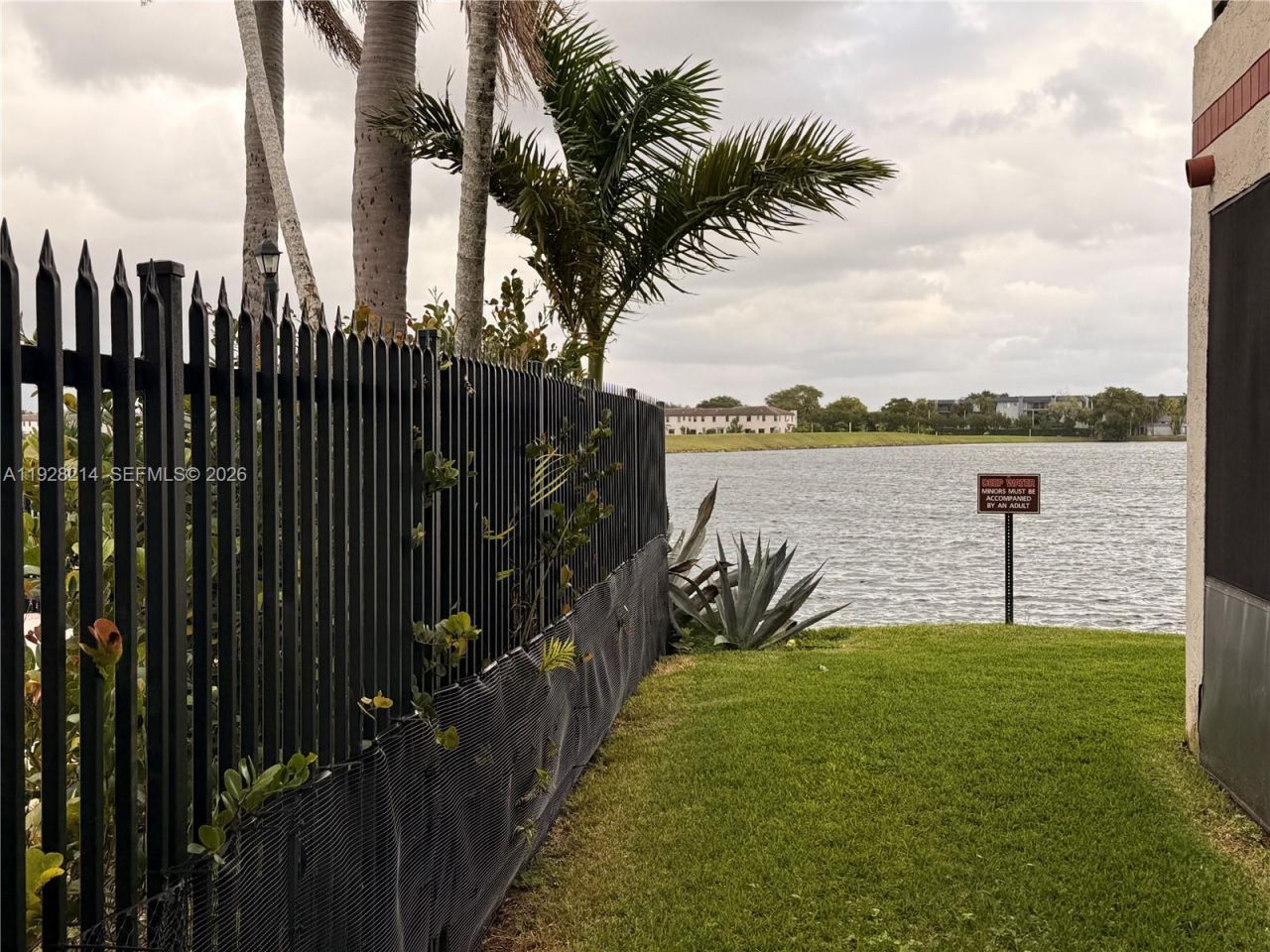 20160 NE 3rd Ct, Unit 8, Miami, FL 33179 Photo