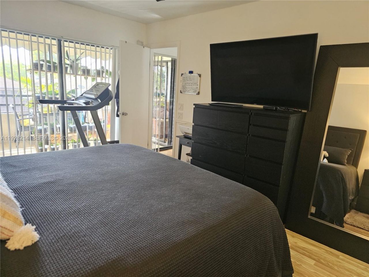 20160 NE 3rd Ct, Unit 8, Miami, FL 33179 Photo