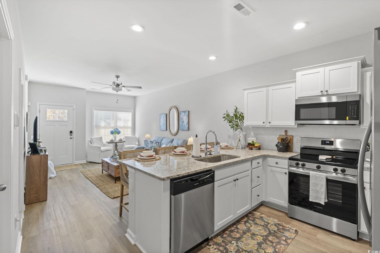 414 Hardwood Dr Photo 4