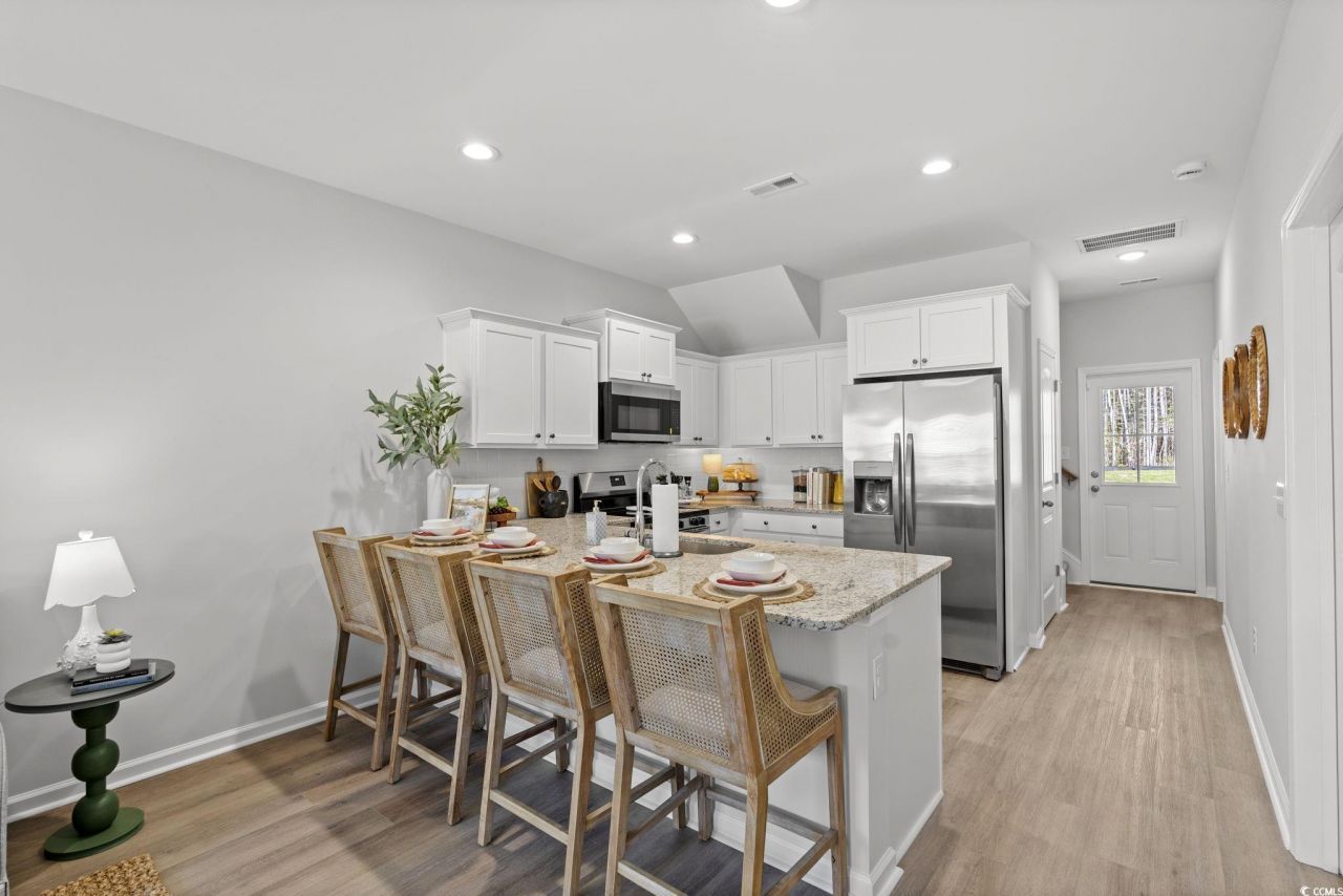 418 Hardwood Dr Photo 4