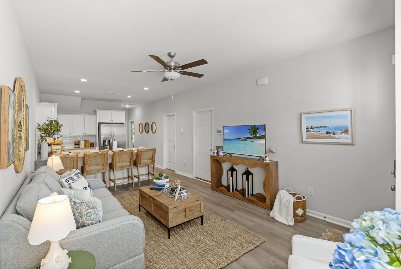 422 Hardwood Dr Photo 14