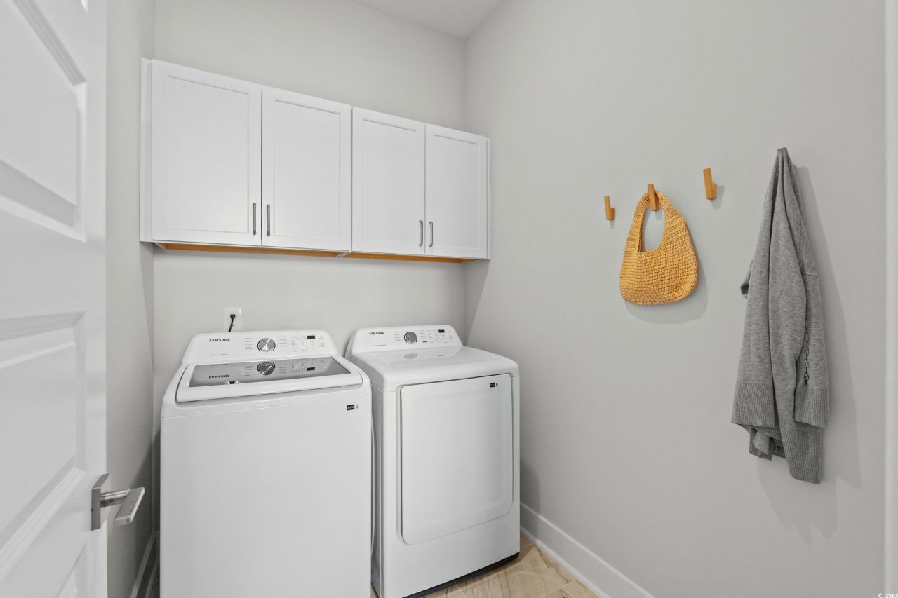 878 Foxtail Dr. Photo 11